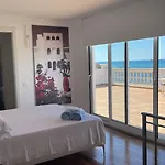 Konukevi Palazzo Podesta Civitavecchia